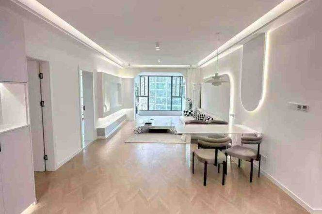 3 br 160 sqm modern Apt/huge living room by Suzhou creek 18K