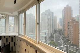 Spacious&Bright 2Brs 1Bath Apt+Big Balcony+Nice View+West Nan Jing Rd CBD+Su ZHou Creek