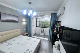 zhongshan park station one bedroom