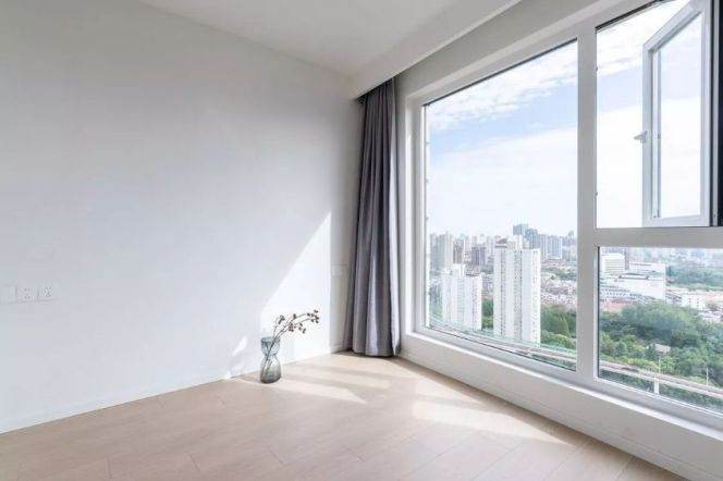 Super beautiful 2Br,Top of City,JingAn,floor heating,balcony,bright