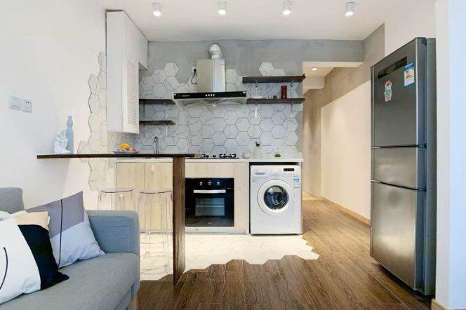 Modern 1br/2living &Open balcony/oven@Zs Park & Line 2/3/4