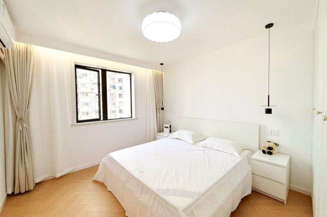 Short Term 3 br Ideal Price super nice modern decoration M11/7/3/4 