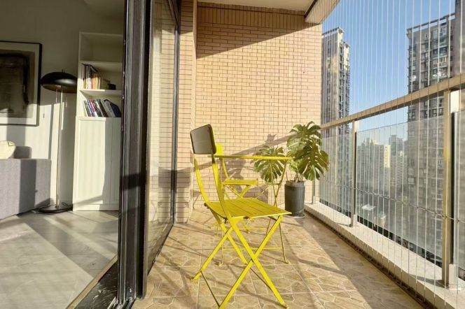 Modern 2brs/2bts &heating/balcony @Changping Rd & Line 7/13