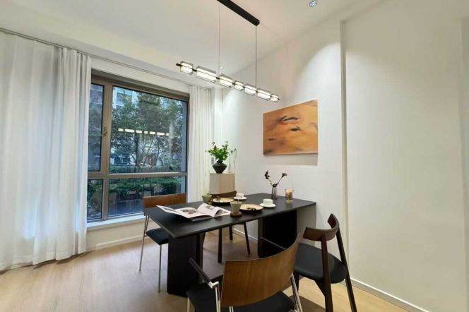 Exquisite 4+1BR 3BA 280㎡ Duplex in High-End Compound/Minsheng Rd