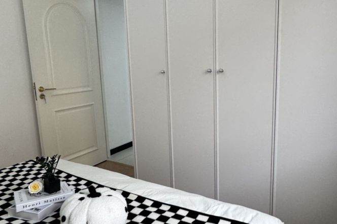 Standard 1BR Apt + floor heating |Jiangsu rd & Longde rd Line 11/13 | 7.8K