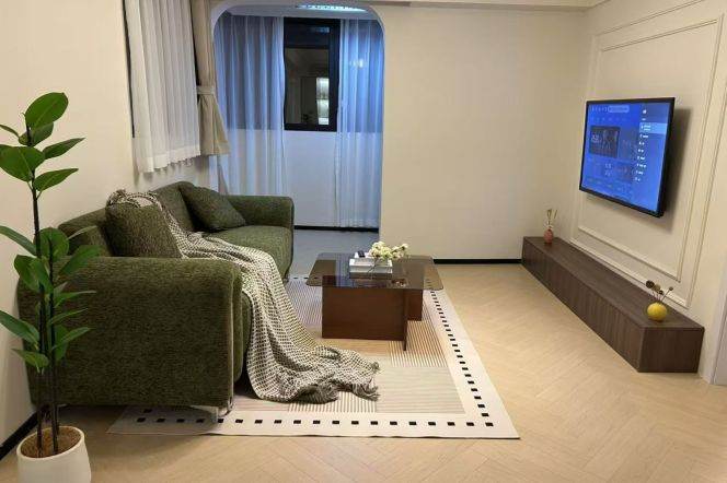 Brand new 2br apt,CA,floor heating,high rise with elevator,close to Line 10