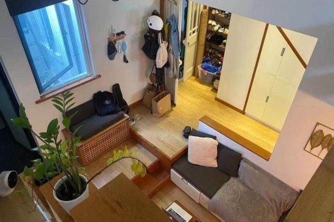 2brs L1+10+12 south shaanxi rd station+2bathrooms