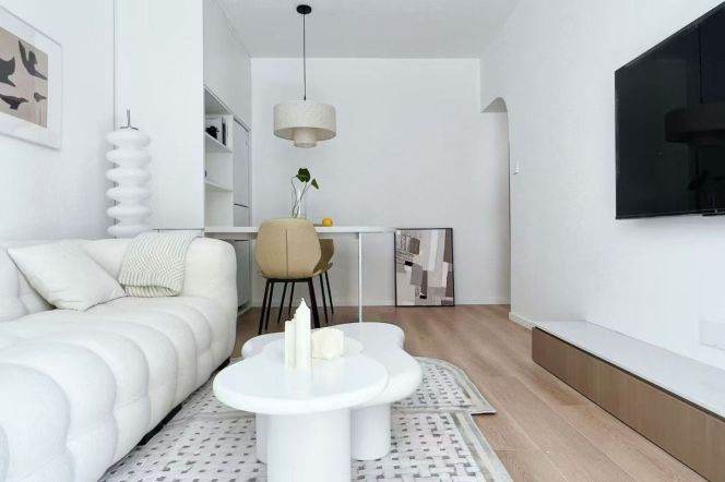 Modern 1br/2Living &balcony/oven @Wuding Rd & Line 2/11/14