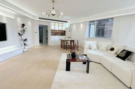 Valuable/Spacious 3BR+2BA@Zhongshan Park with Floorheating/View/Oven 17K 