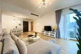 Morden 2bedroom with floor hating  and river view in Pudong 