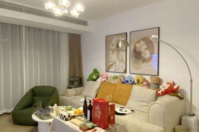 Valuable Zhongshan Park 2BR with Balcony,Floorheating,C/A 16.8K