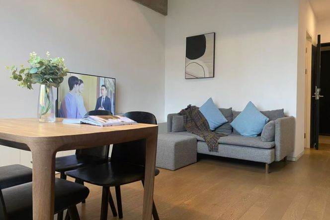 1BR of Pu'dong near line 6 convenient to NYU and YCIS can long and short term lease