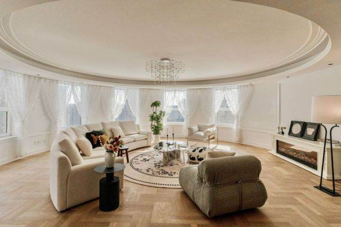 brand new  big 5brs floor heating balcony super modern furniture in Gubei 