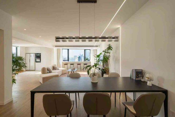 modern big 4brs floor heating big terrace good view nearby Huang pu river line 4 only 35K 