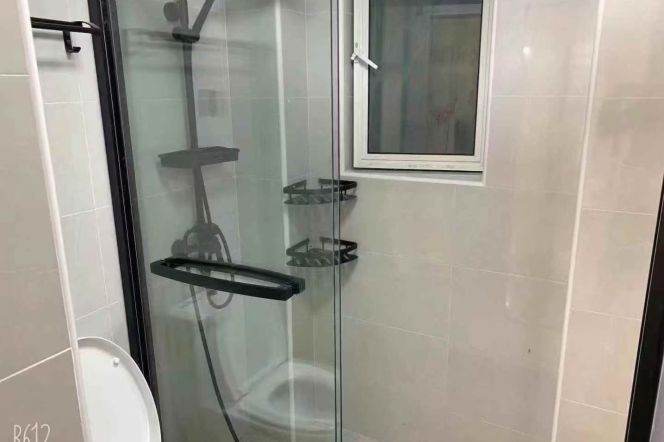 Nice yard 1Br/1Lr/1Bt apt nr Zhongshan park,M2/3/4