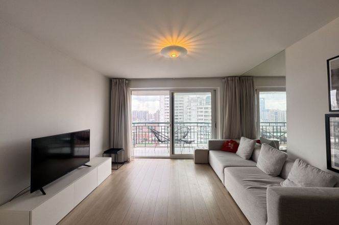 beautiful 3 brs floor heating open balcony nice view beside IAPM line 1,10,12 