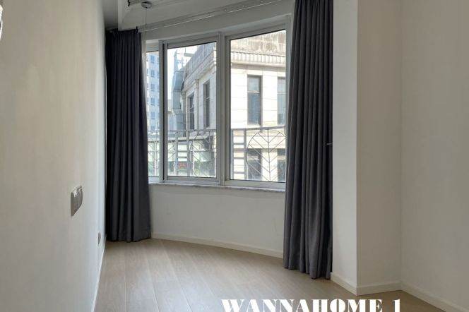 New&Spacious&Bright 3Bedrooms 1Bath Apt+West Nan Jing Rd+People's Square+Nice Area