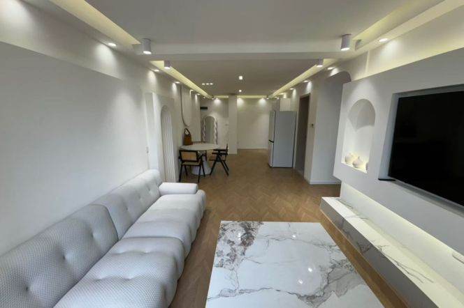 1Bdr 1Bath Apt/Spacious&Modern&Bright/L13 Jiang Ning Rd/suzhou greek/nice compound