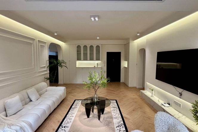 3Bdrs 2bths Apt/Fabulous&Modern /L8 Zhongxing Rd /huge Terraces/elevator