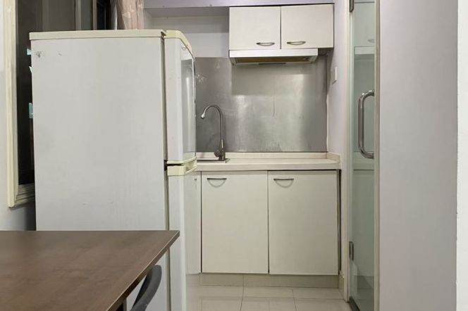 1Studio near Dong'hua and Jiao'tong Uni can long and short term lease