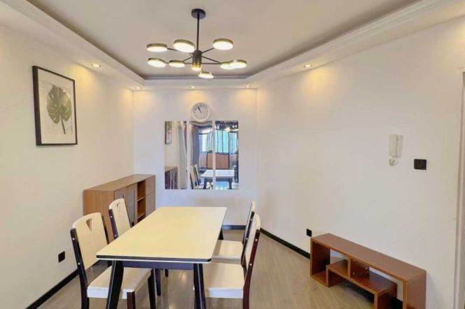 changshou rd elevator 2BR/big living room@L7/13