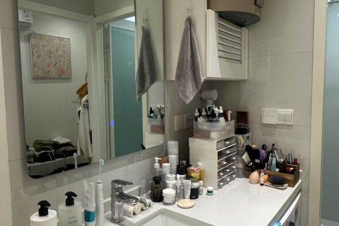 Unique 1+1br lane house w/garden