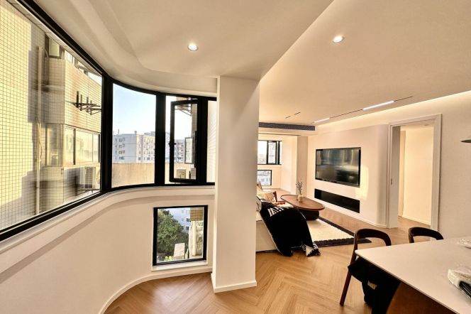 modern 2brs floor heating modern furniture in Gubei 21K 