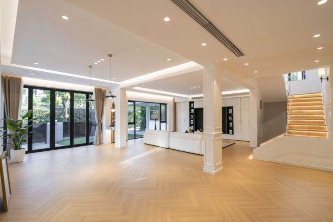 modern brand new 5brs floor heating big garden near German school only 47.5K