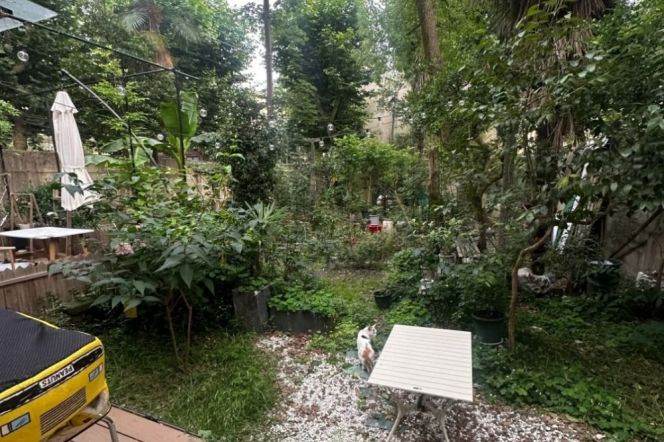 Unique 1+1br lane house w/garden