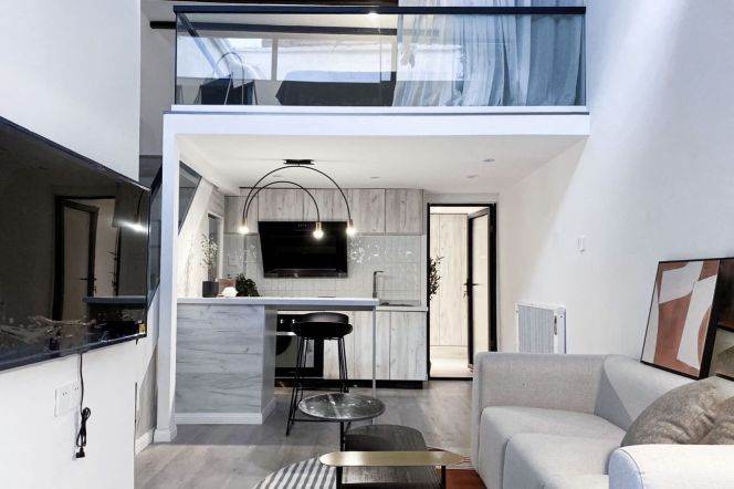 Nice yard+modern 1br 2lr/wall heating/cloakroom,Xintiandi@L10/13