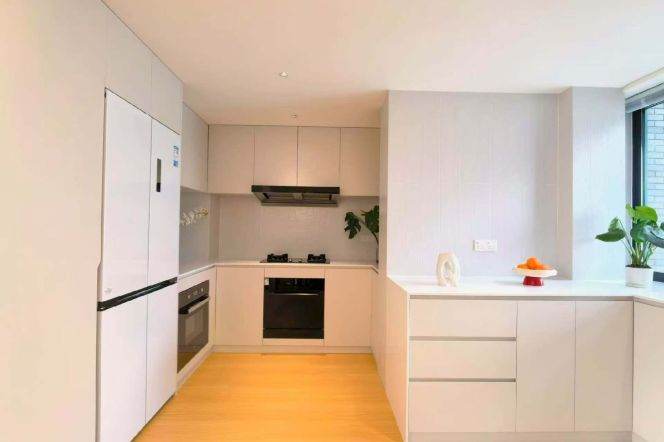 Morden 3brs with floor heating beside Su zhou river 