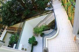 Decent 3Brs in Tomson Garden