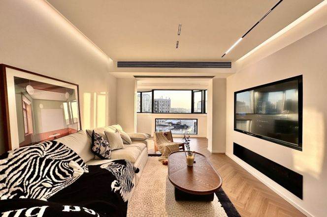 modern 2brs floor heating modern furniture in Gubei 21K 