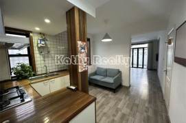 Wall heating 1BR Garden Wuyuan Rd Changshu Rd 9k