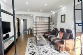 Quality 1br lanehouse @Middle Huaihai Rd L13&14