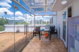 200 sqm 5 br+3 Bath penthouse&huge roof Terrace&floor heating/ Gubei for 16K