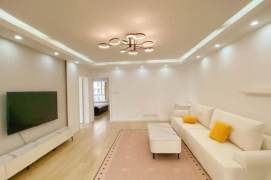 3 br 140 sqm modern Apt/Good for Share/ L2 changning Weining rd 12.5K