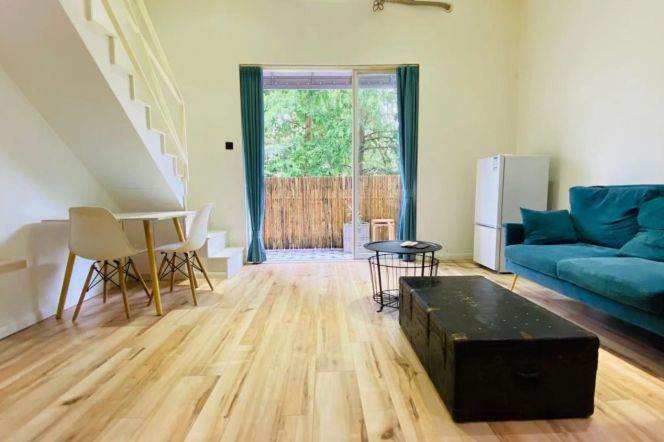 Beautiful Green view 1BR APT Balcony JT university 8.8k