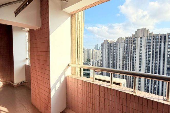 15.5k Clean 3Br 2Bathr with floor heating Nr Changshou Rd.line7/13