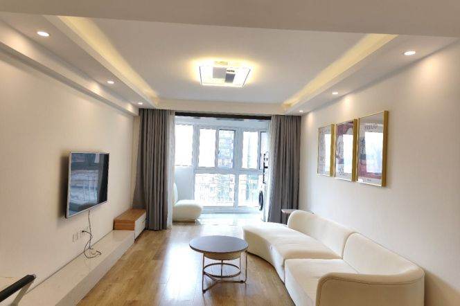 Spacious 2Brs/2Lrs/1Bt apt nr Dapuqiao,M9