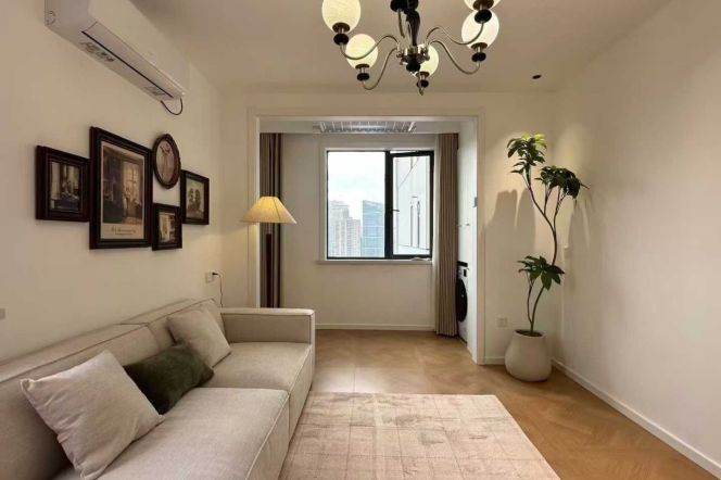 Pudong/elevator 3br 1lr/bright room/big living room,Century Avenue@L2/4/6/9