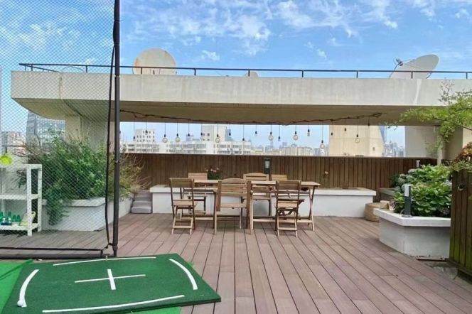 modern 5brs penhouse with big terrace nice view big open kitchen in Xujiahui 49K