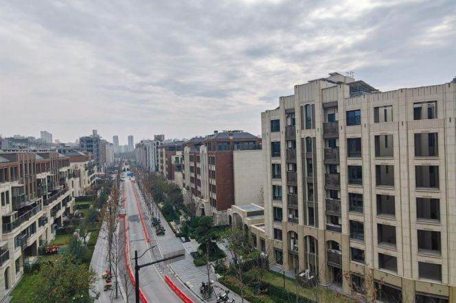 Good Quality compound 3 br with floor heating easy to Wellington shanghai + NYU .L 6/8/11