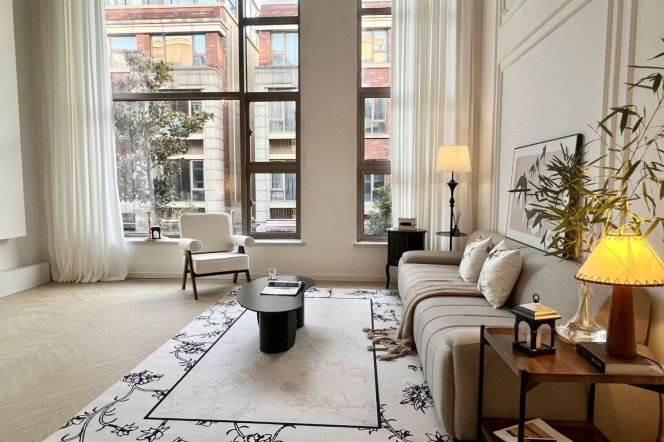 Qingpu 300 sqm 4 br/5 bath Villa &floor heating &yard &terrace