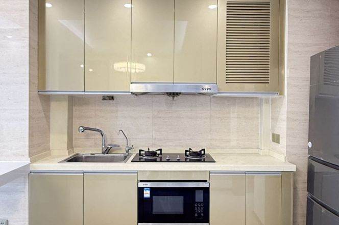 1 br 78 sqm modern Apt &balcony &open kitchen/West Bund Xuhui