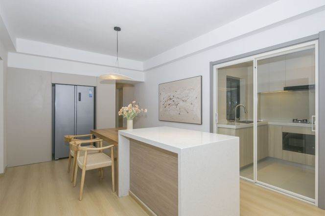 Elevator 3BR-3 takes 3 minutes to reach Line 8/9-Lujia Bang Road