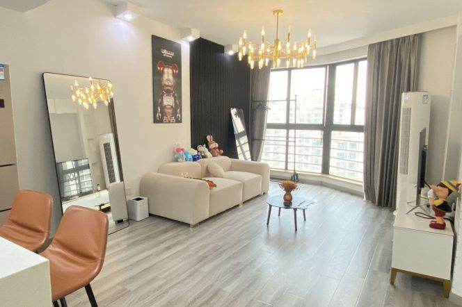 1 br modern Apt &big Windows&open kitchen/28F /nice compound Suzhou creek