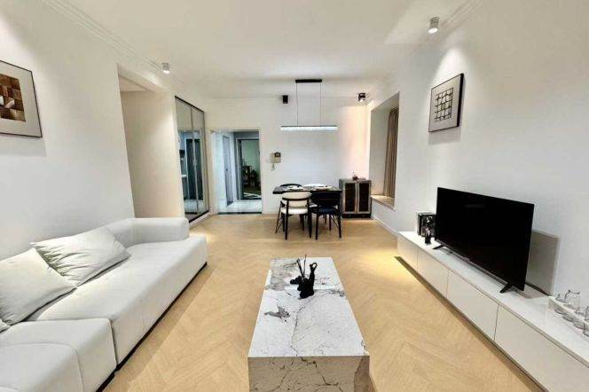 Luban rd/spacious 2br 2lr@L4/9,bright room/110 sqm/big living room