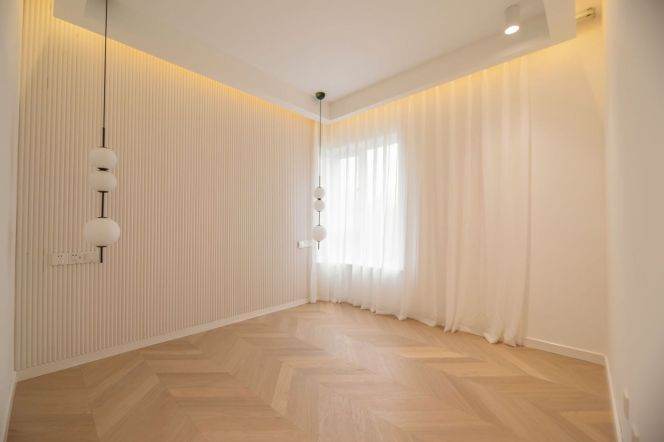 One Park Avenue floor heating 4brs apt with balcony 200sqm; L7
