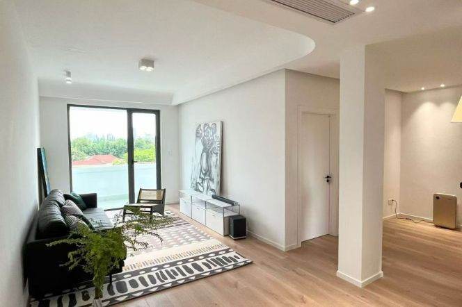 2+1 br stylish Apt &balcony &floor heating/Fumin rd 18.8K